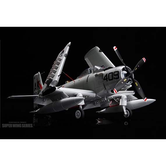 爆買い2024ダグラスＡ-１Ｈスカイレイダー 1/48スケール プラモデル完成品 完成品